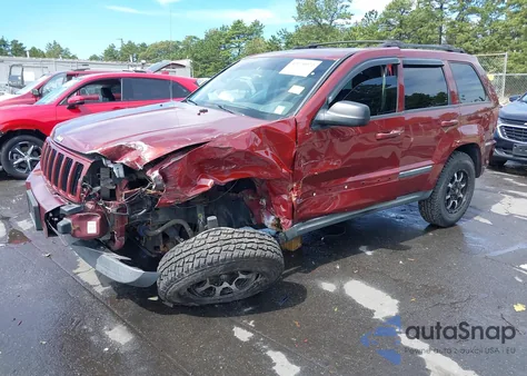 2007 Jeep Grand Cherokee Laredo z USA, uszkodzony, nr VIN 1J8GR48K67C682370